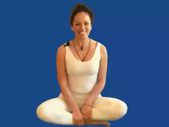 Ella Mesma,
                            Health & Wellness, Yoga, Yoga, Yoga, Arts, Health & Wellness, Health & Wellness, Health & Wellness, Health & Wellness, Health & Wellness
                            Expert at Pinagsasama-sama ang Isip, Katawan, at Kaluluwa Bundle
